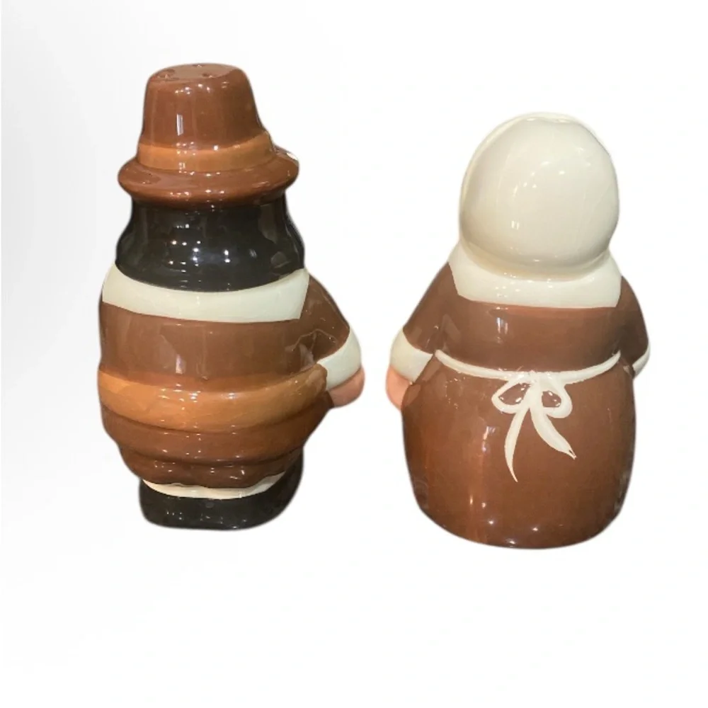 Publix Pilgrim Vintage Salt/Pepper Shaker Set
